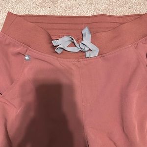 Sm Zamora Figs-Mauve